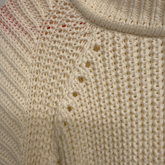 Express Sweater - Picture 3 of 4